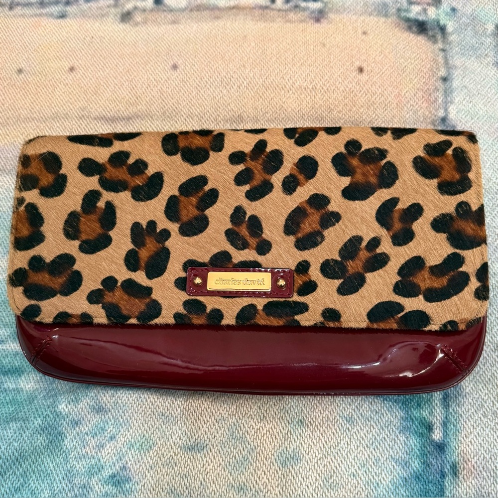 Charles David Clutch in Leopard 🐆 print. 11.5" x 6.5"